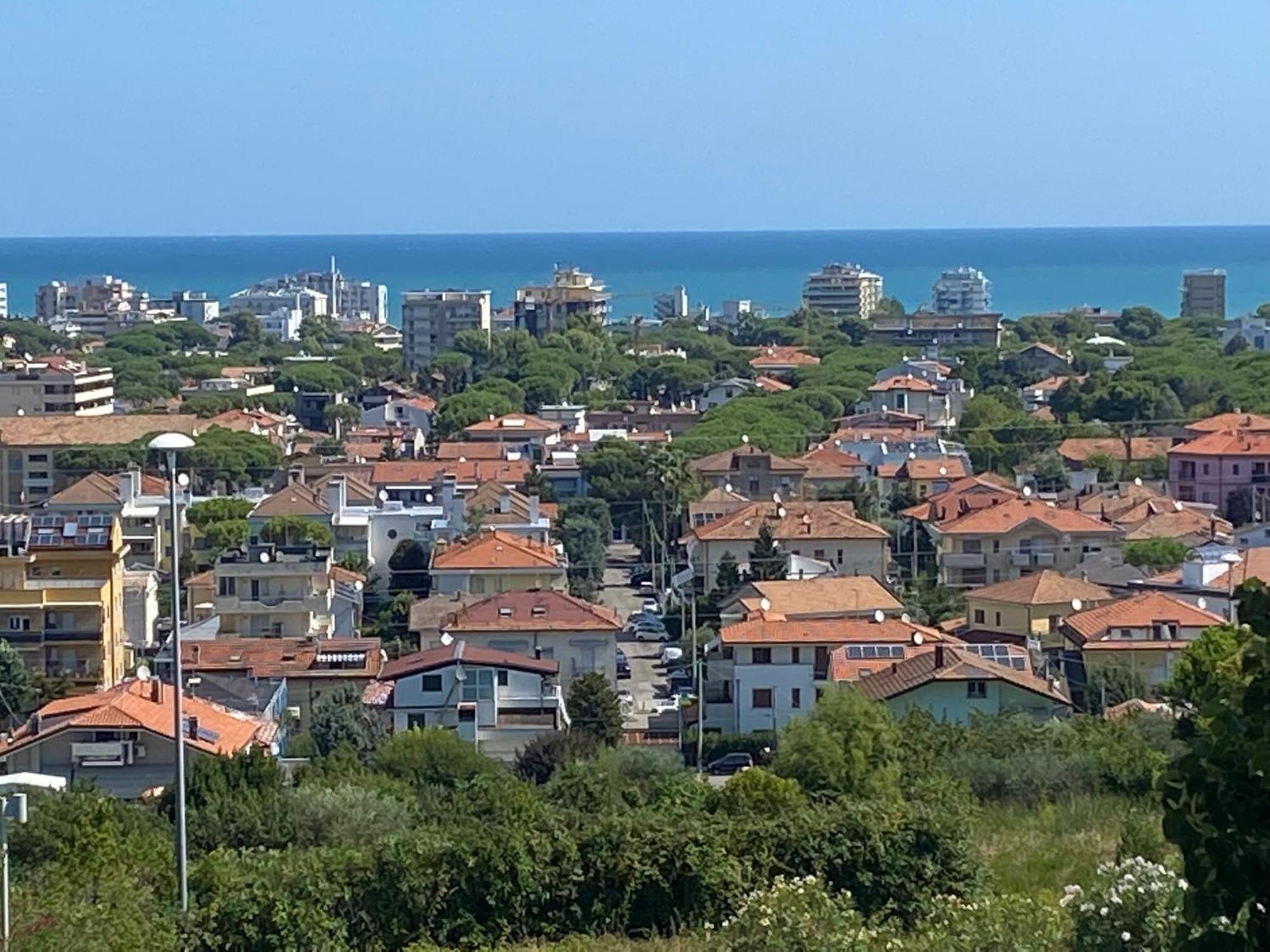 B&B Ca Bianca Ventisette Riccione Buitenkant foto